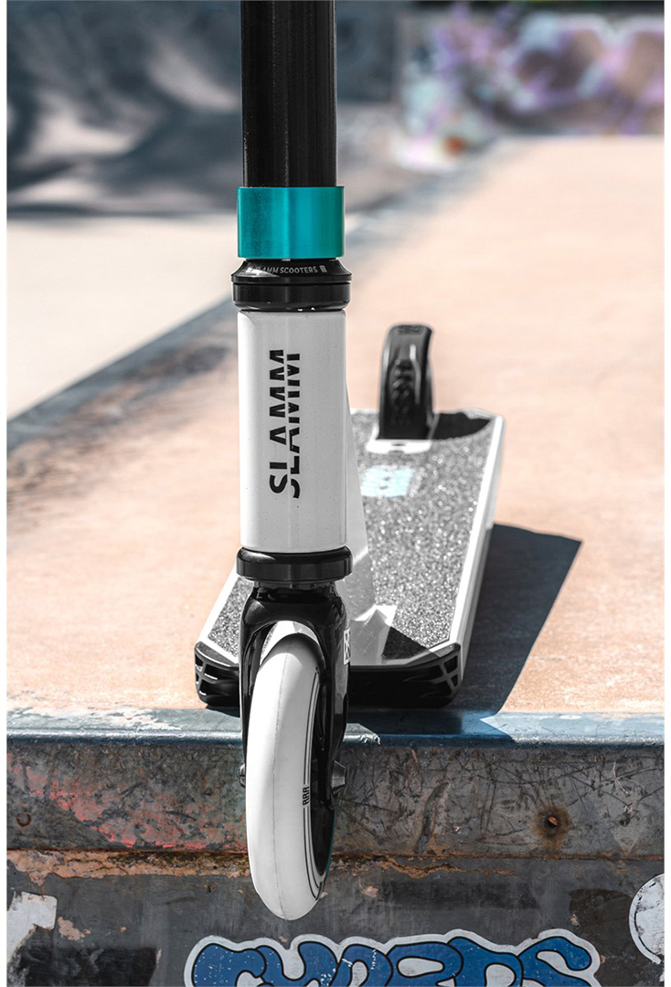 Artikelbild 9 des Artikels “CLASSIC MINI PRO Scooter 2027 white/mint “